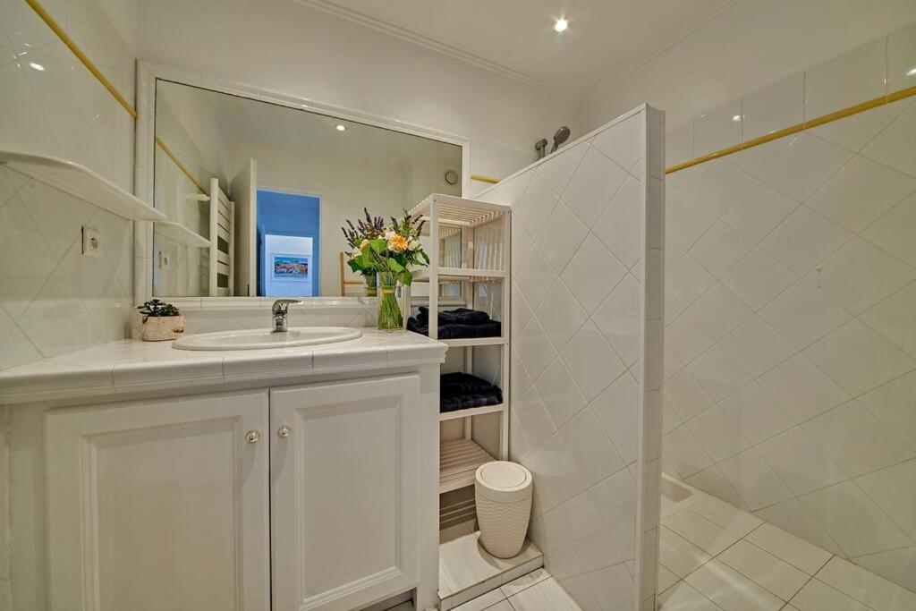 Appartement Sunrise -Swimming-Pool-Saint-Tropez Center-Parking Extérieur photo
